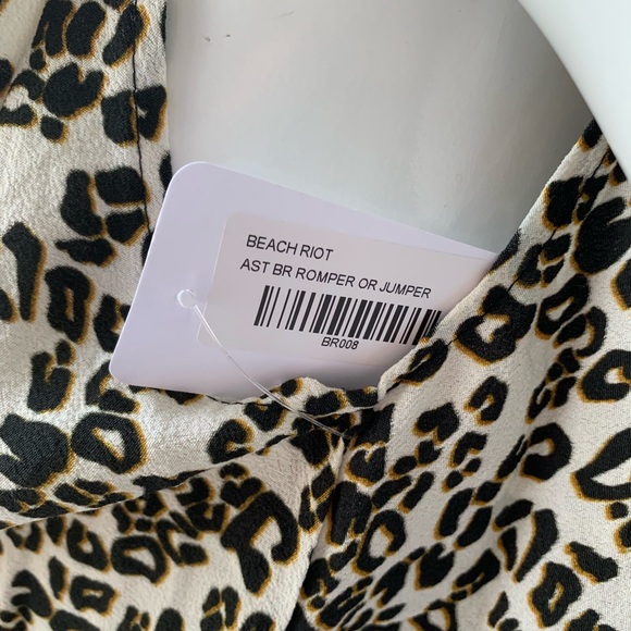 Beach Riot Romper - Picture 4 of 8